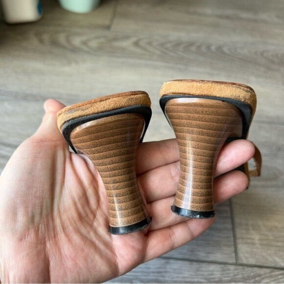 Triple Brown Leather Hand  Tooled Insole Sandals - Picture 5 of 10